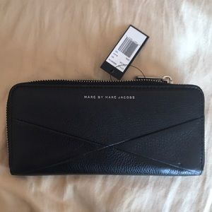 Marc by Marc Jacobs Sophisticato Zip Around Wallet